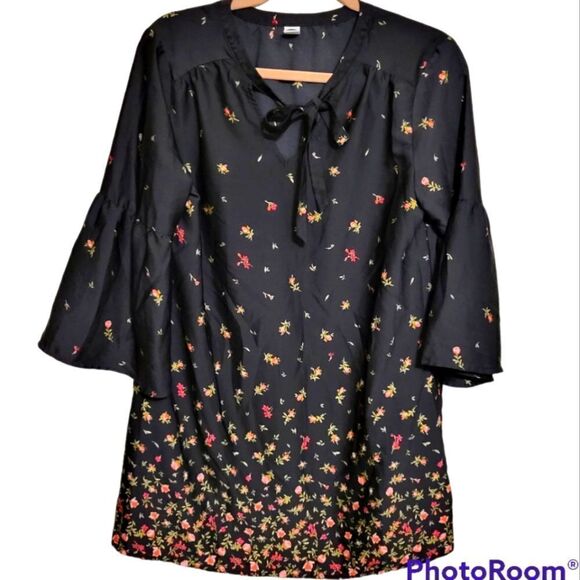 Old Navy Black Floral Blouse, Size S - Picture 1 of 7